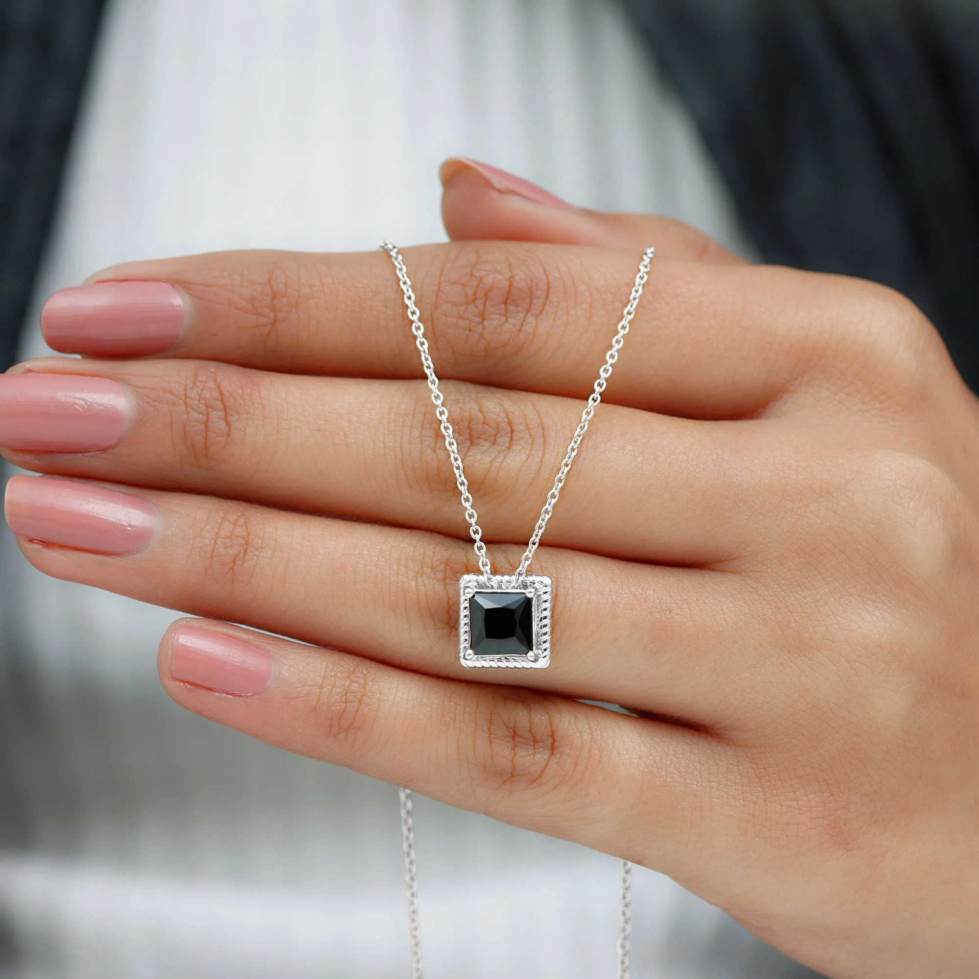 7 MM Princess Cut Black Spinel Solitaire Pendant with Rope Frame Details