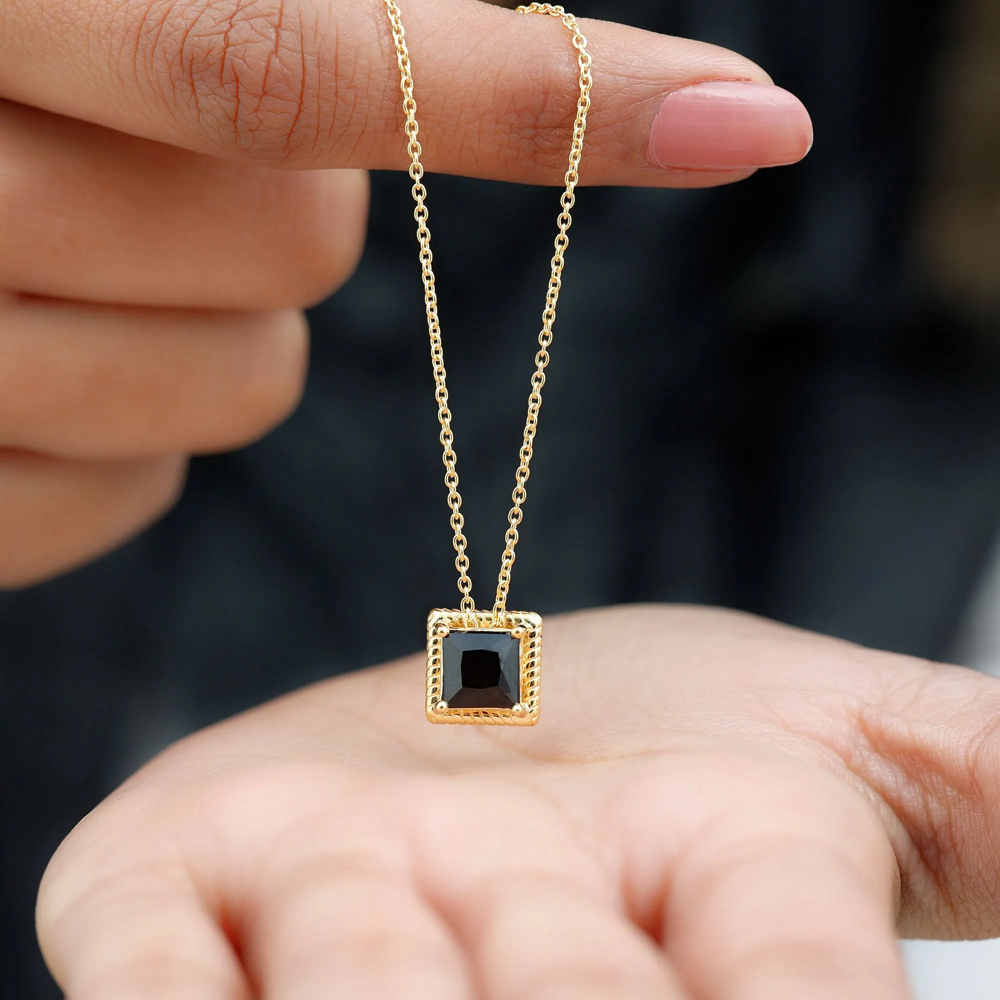 7 MM Princess Cut Black Spinel Solitaire Pendant with Rope Frame Details