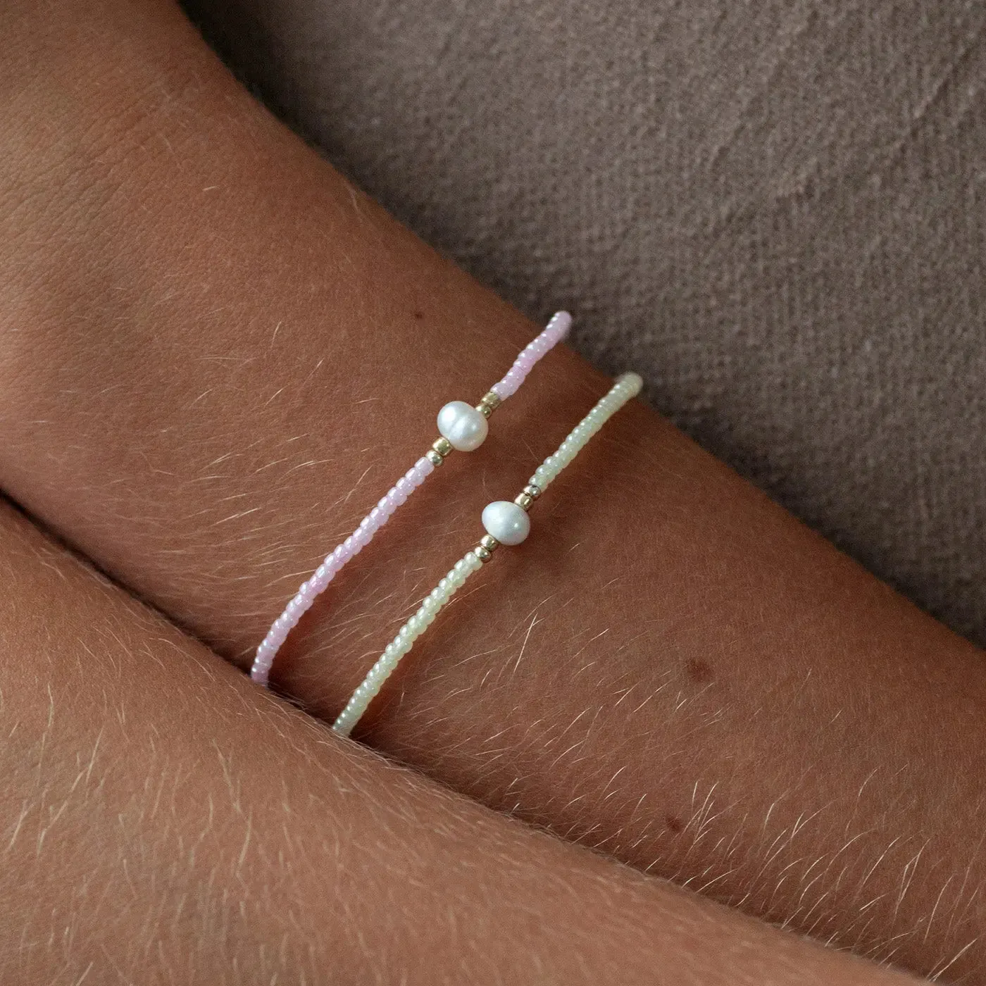 Alba - Bead with Pearl Macrame Bracelet
