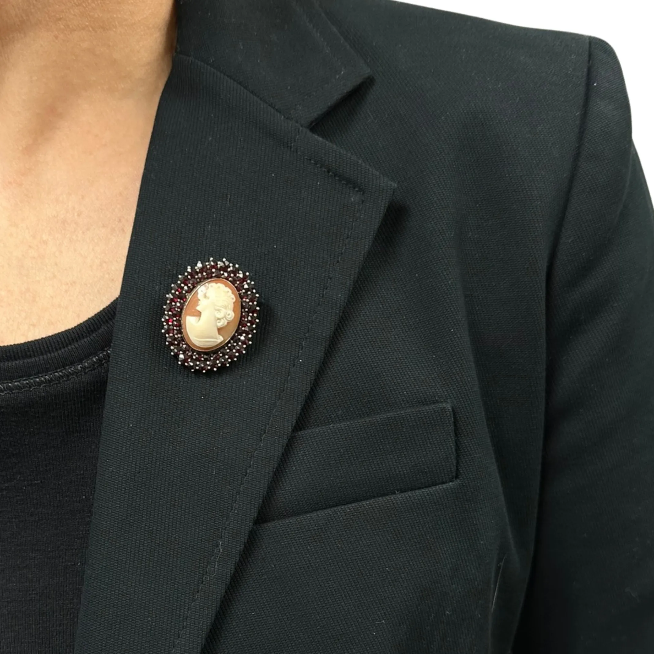 Antique Cameo with Garnet Frame Vermeil Pendant/Brooch