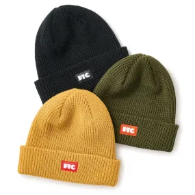 BOX LOGO BEANIE