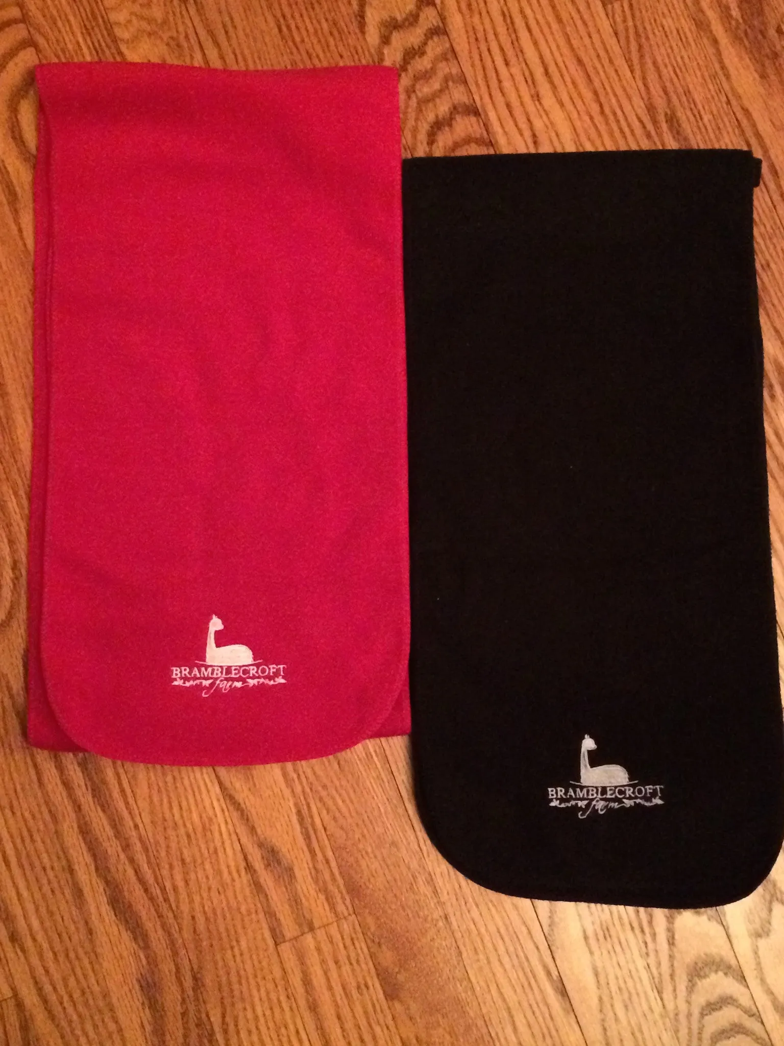 Bramblecroft Farm Scarf (Fleece)