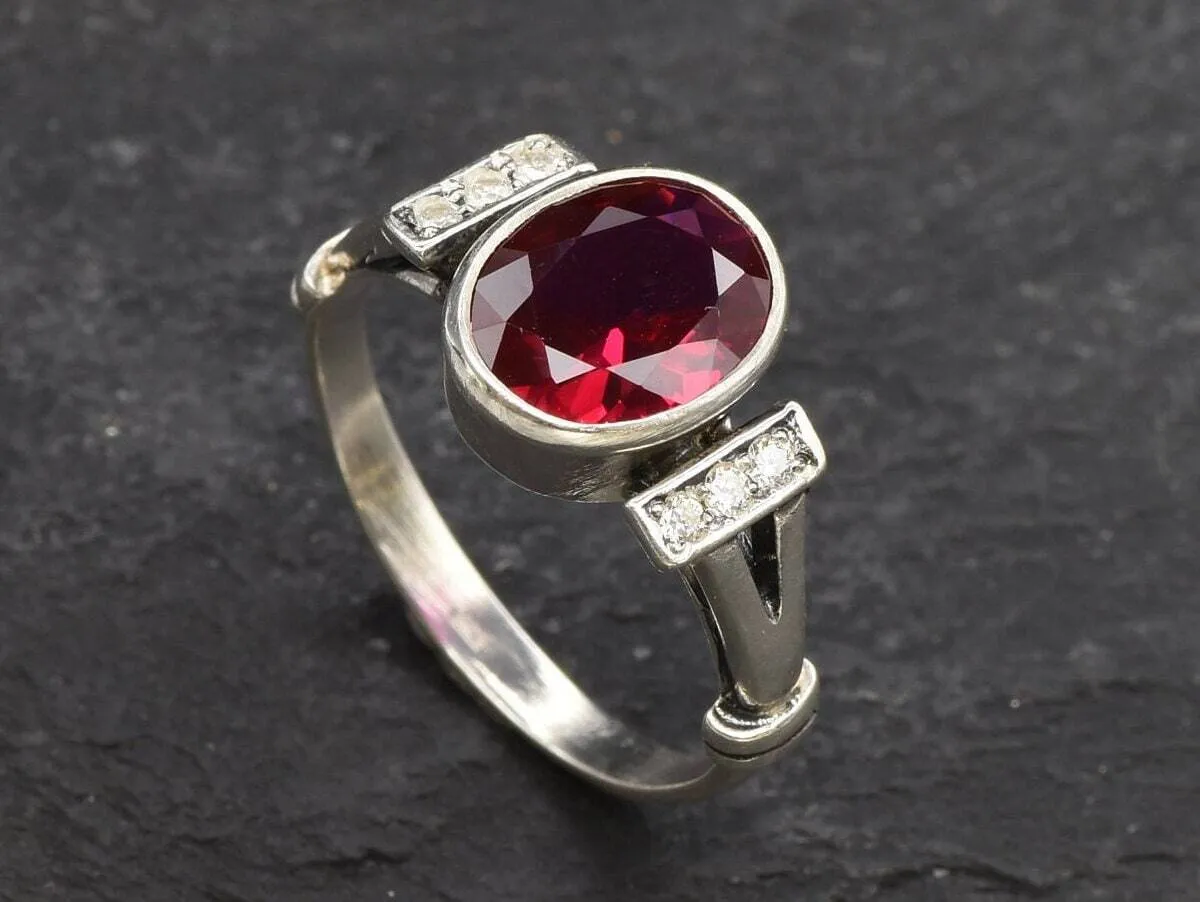 Classy Ruby Ring - Red Bezel Ring - Vintage Oval Ring