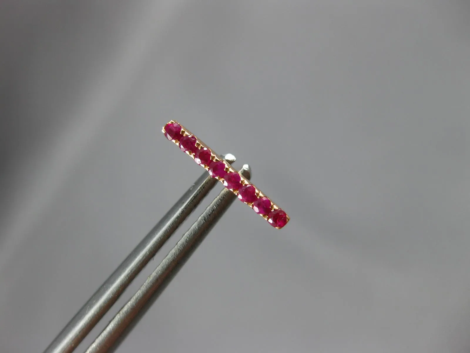 ESTATE .18CT AAA RUBY 14KT ROSE GOLD 3D CLASSIC BAR STUD EARRINGS
