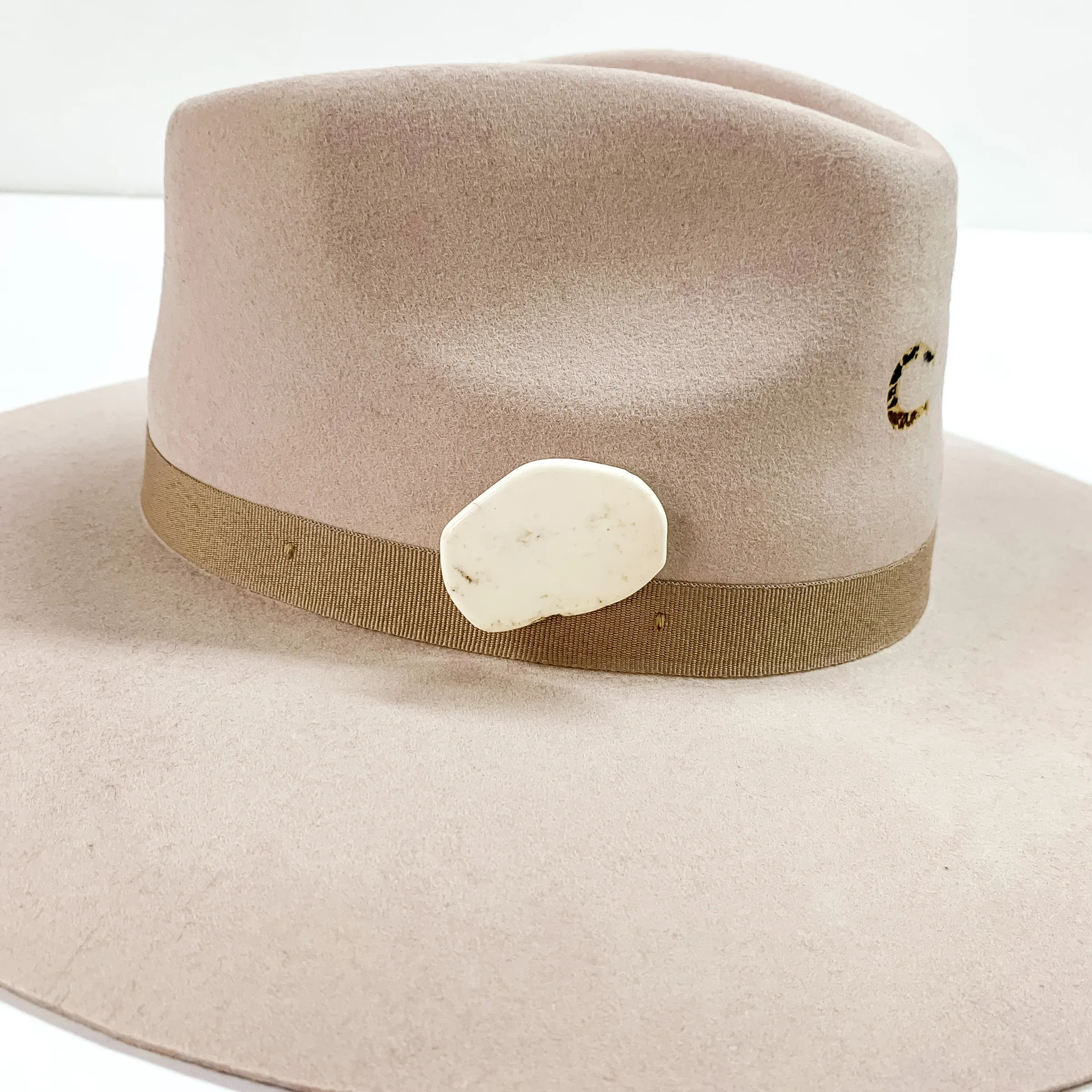 Faux Stone Slab Hat Pin in Ivory