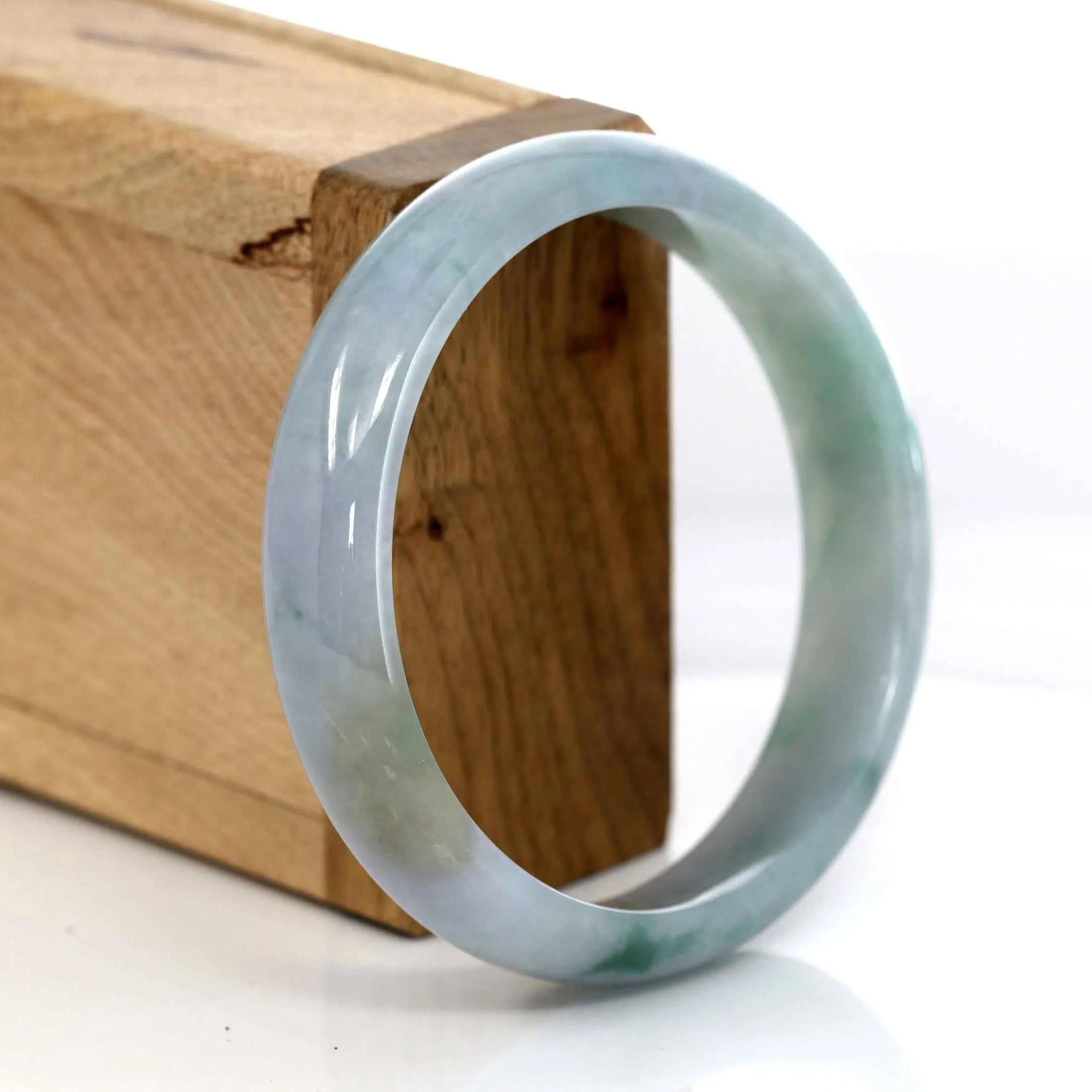 Genuine Burmese Jadeite Jade Bangle Bracelet (58.9 mm) #205