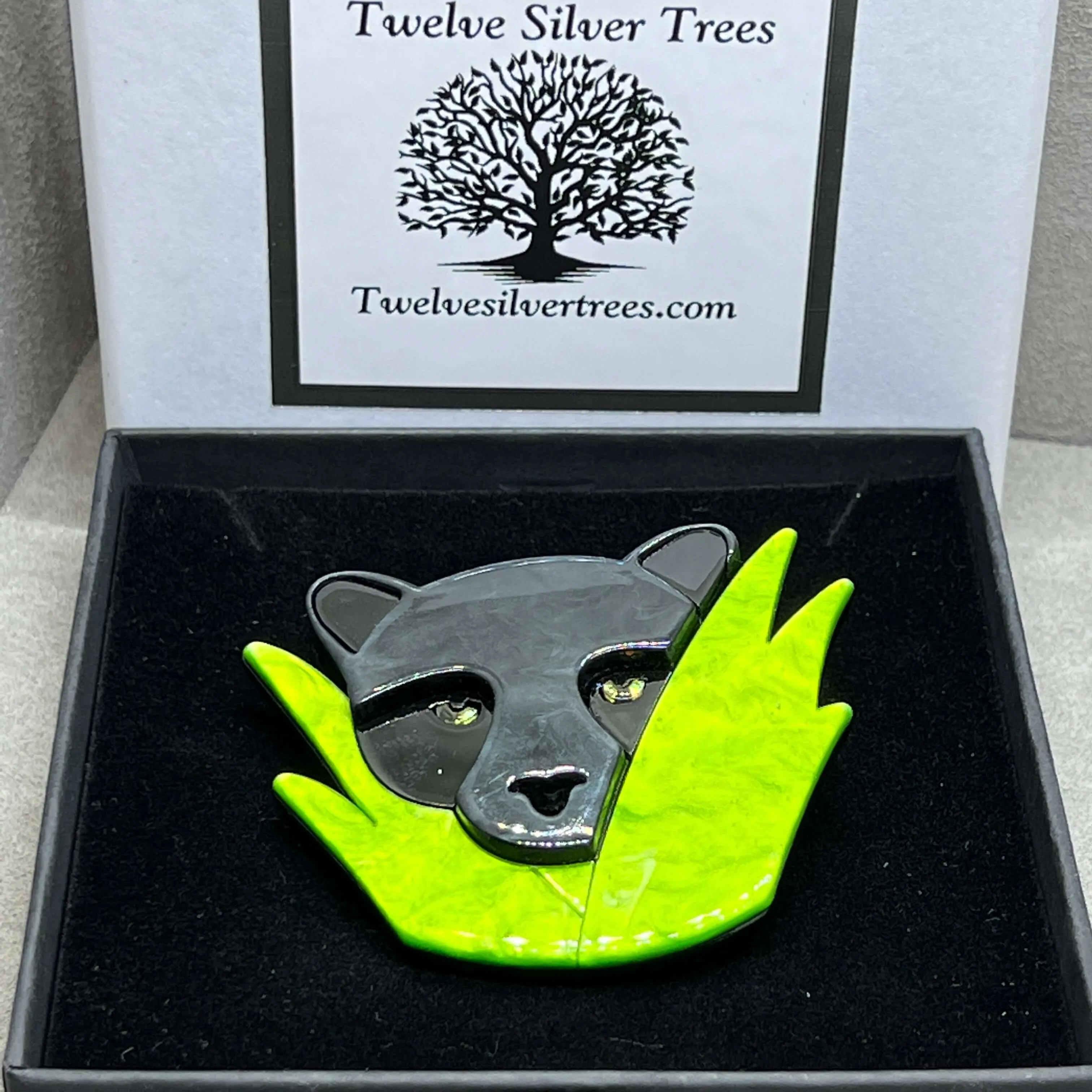 Handmade Acrylic Art Brooch - The Peeking Panther