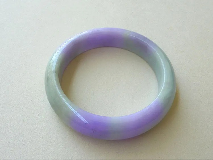 Natural Jade Bangle Jadeite Bangle Internal Diameter 55mm BER351