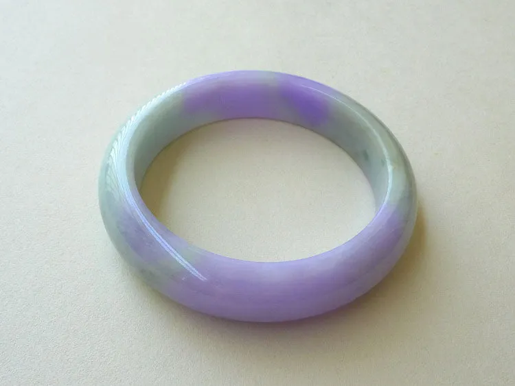 Natural Jade Bangle Jadeite Bangle Internal Diameter 55mm BER351