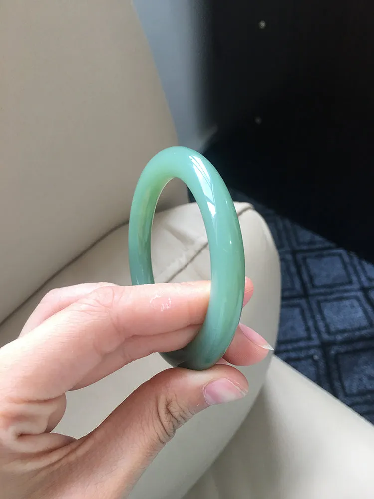Natural Jade Bangle Nephrite Bangle Internal Diameter 54mm NBE022