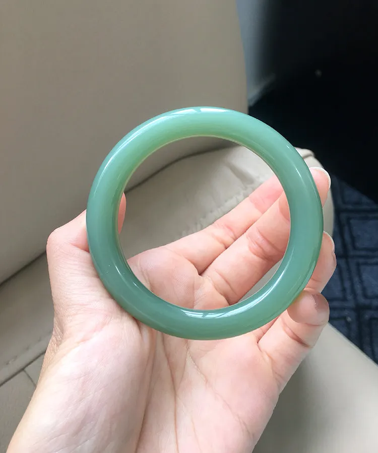 Natural Jade Bangle Nephrite Bangle Internal Diameter 54mm NBE022