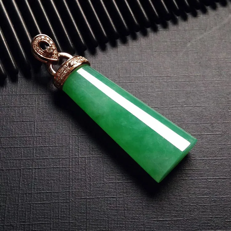 Natural Jade Pendant Jadeite Gold Pendant PT517