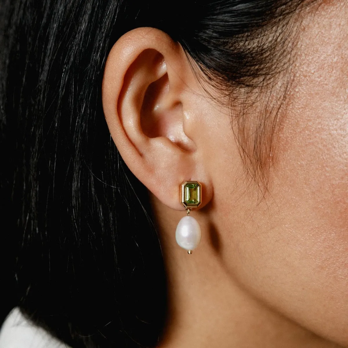 Penelope Rectangle Earrings (Peridot & Gold)