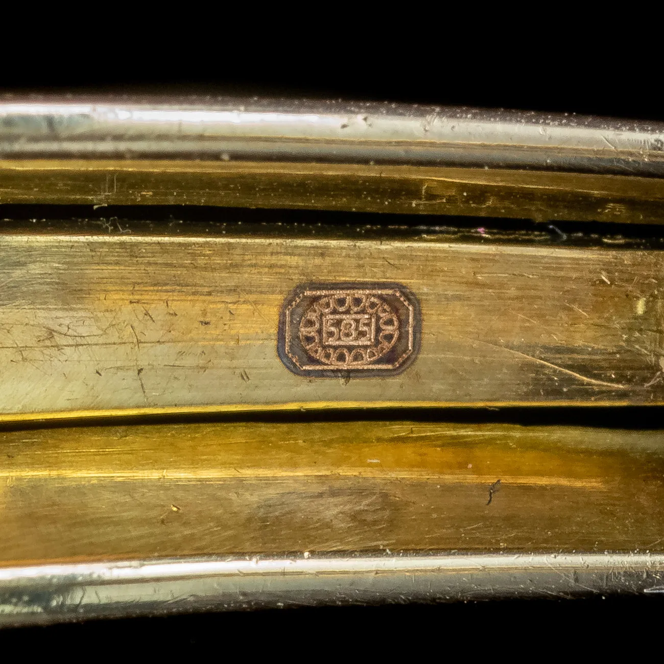 Vintage Moonstone Diamond Bangle 14ct Gold 2.8ct Of Diamond