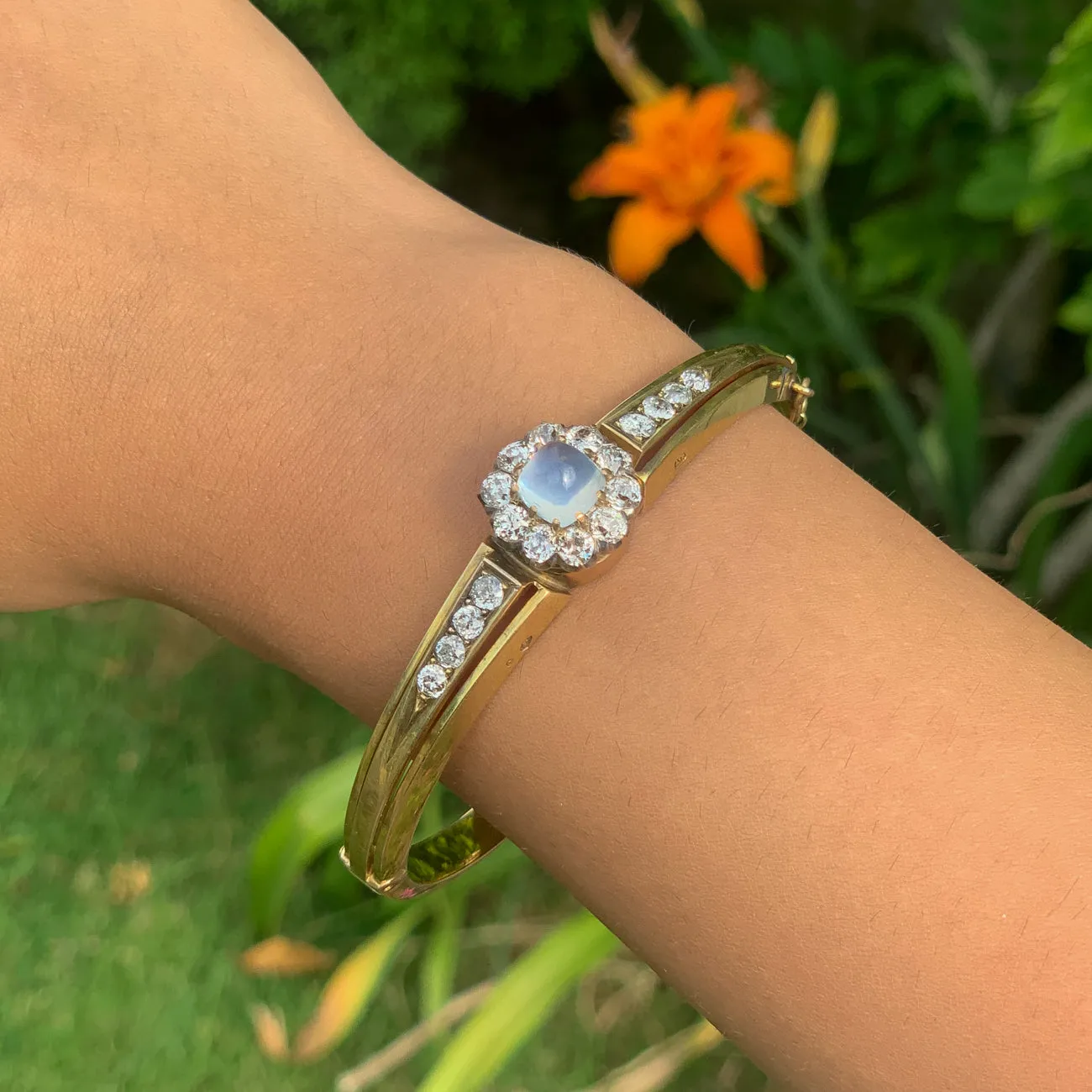 Vintage Moonstone Diamond Bangle 14ct Gold 2.8ct Of Diamond