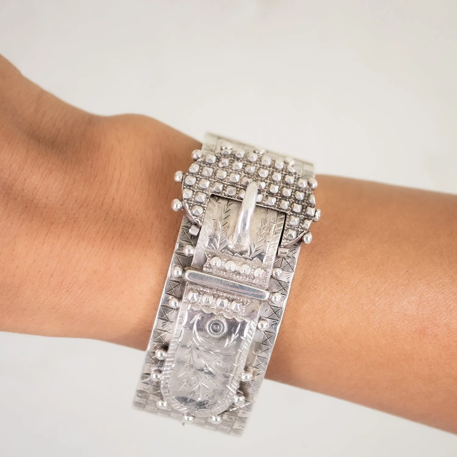 Wide Silver Belt Buckle Bangle