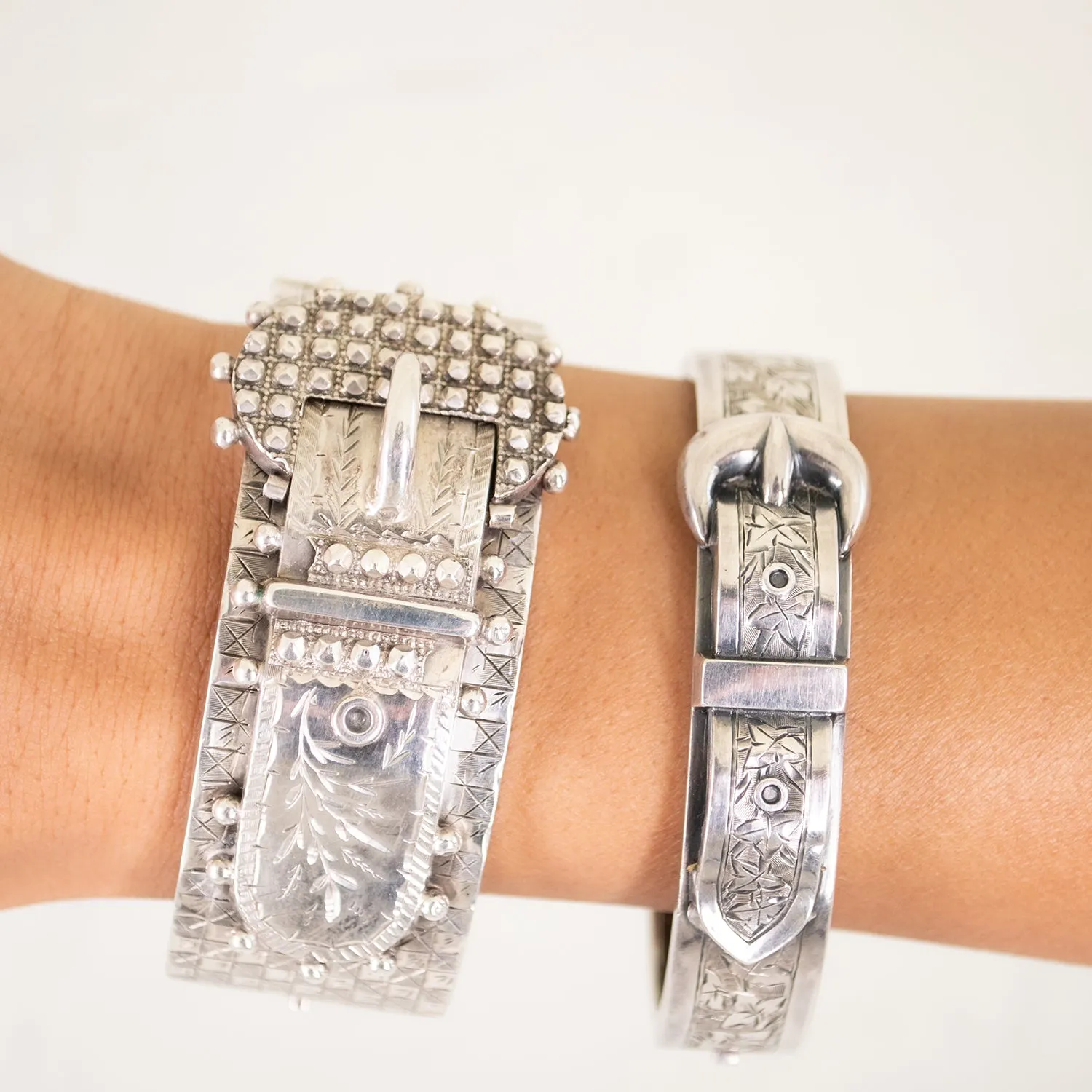 Wide Silver Belt Buckle Bangle